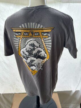 T&C Town & Country Surf Hawaii Men's Gray T Shirt Size Large